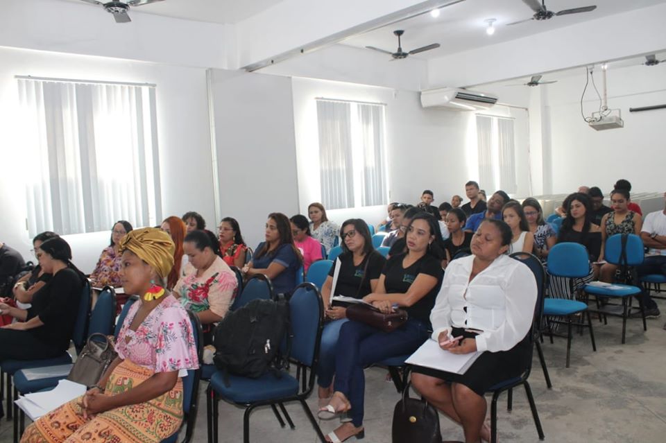 Audiência pública discute combate ao racismo nas políticas públicas em Laranjal do Jari.